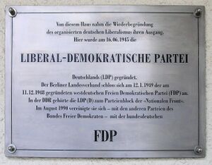 Gedenktafel Bayerische Str 5 (Wilmd) Liberal-Demokratische Partei.jpg