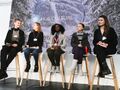 Junge Vaginabesitzerinnen kaempfen fuer das Klima in Davos - Isabelle Axelsson, Loukina Tille, Vanessa Nakate, Greta Thunberg und Luisa Neubauer.jpg
